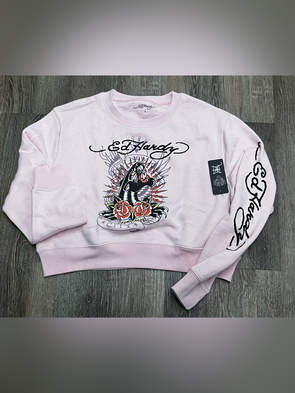 BNWT!! Ed Hardy Light Pink Cropped Crewneck with Graphic Tattoo Print